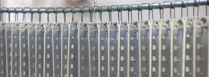 Wärmebehandlung von Teilen elektrischer Geräte